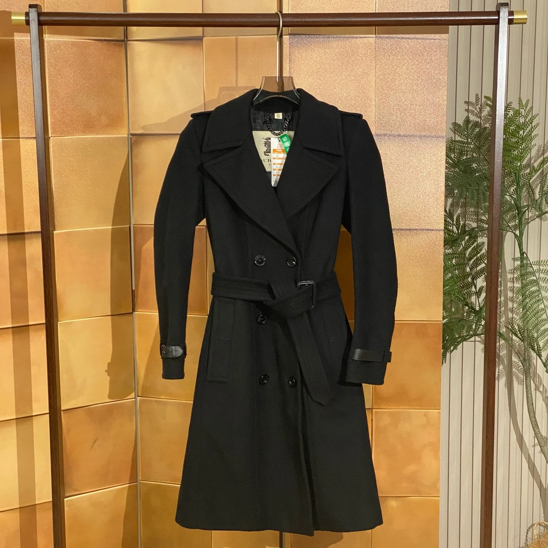 Burberry 黑色羊绒呢双排扣系腰带大衣/34码/99新/女42279