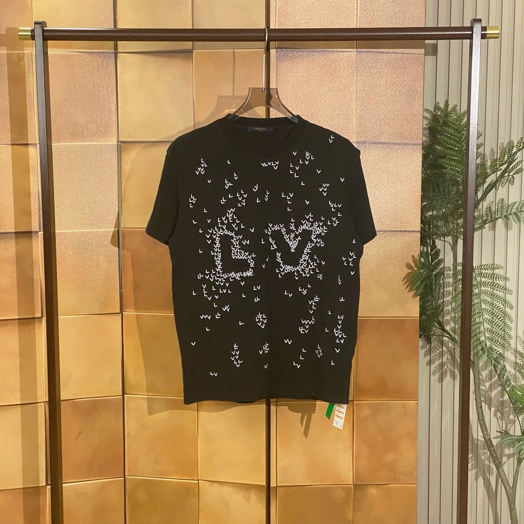 Lv爆款黑色刺绣千纸鹤飞机满logo短袖/os s码/99新/24894