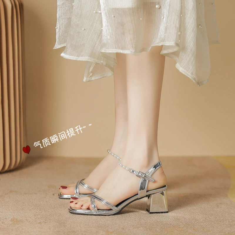 法式粗跟一字带高跟凉鞋绝美百搭气质配裙女鞋