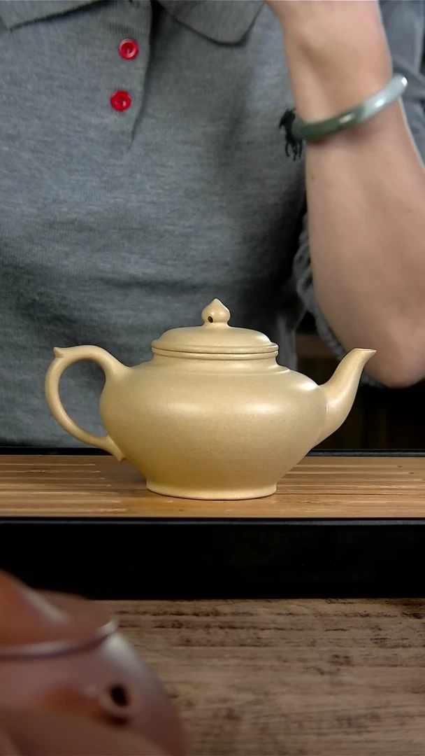 【闪购商品】紫砂茶壶本绿  大笑樱