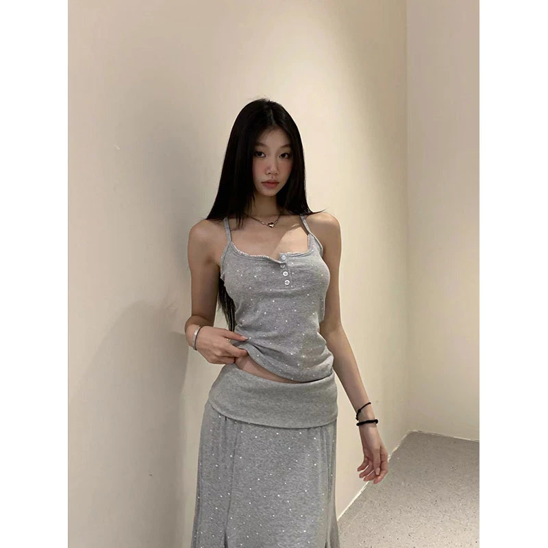 withmin【现货】悠闲主义 显瘦辣妹灰色莫兰迪背心上衣【2410736】