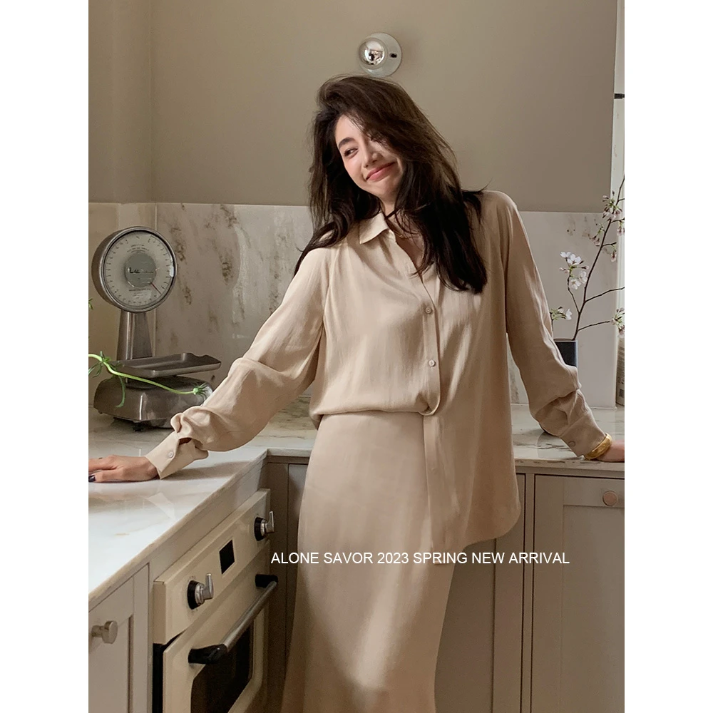 【ALONE SAVOR】黑朗姆小众显瘦黑色法式透气性简约时尚衬衫女P132
