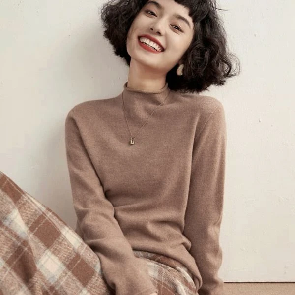 【美久仟】 限购两件！山羊绒Baby肤感卷边烟囱领秋冬女士E9302