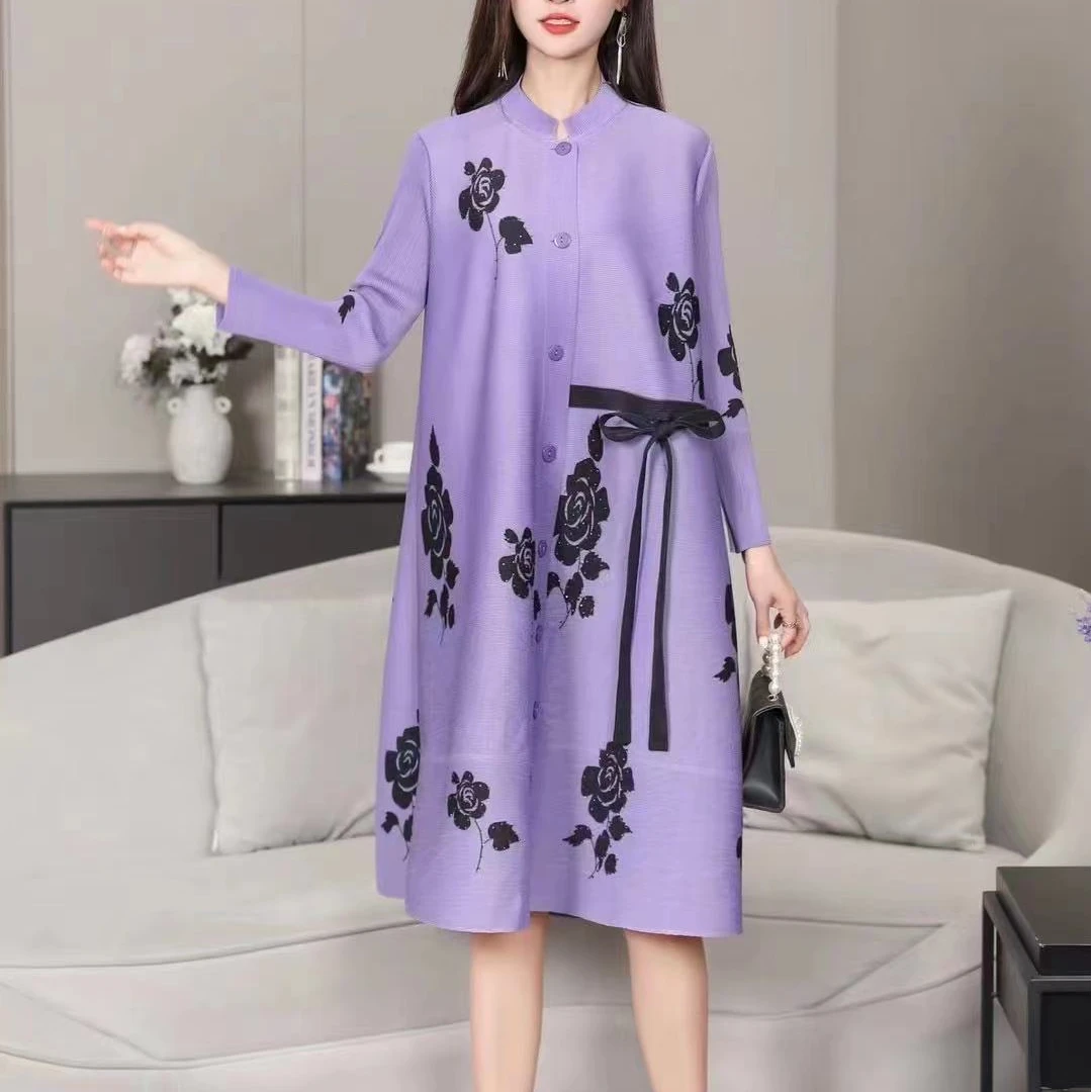 褶皱新款2025玫瑰绑带高端洋气减龄大码女装时尚连衣裙