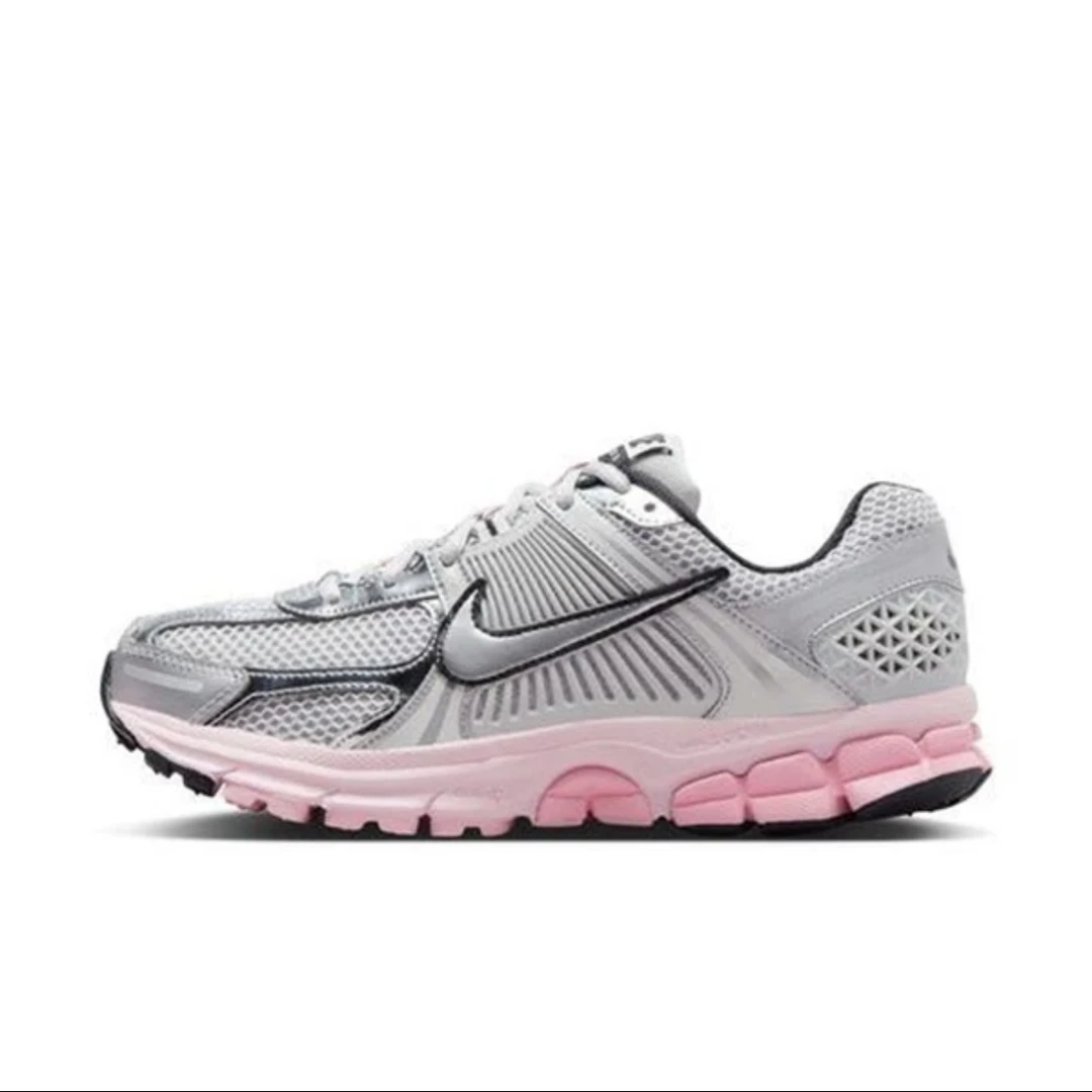 【滔搏联动】Nike耐克NIKE ZOOM VOMERO 5灰粉女子跑步鞋HF1877-001