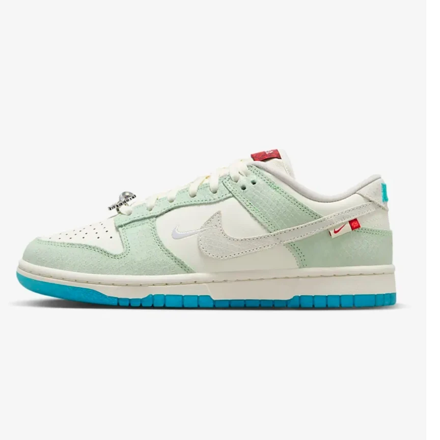 nike耐克女子 W NIKE DUNK LOW LX 龙年限定复古休闲鞋FZ5065-111