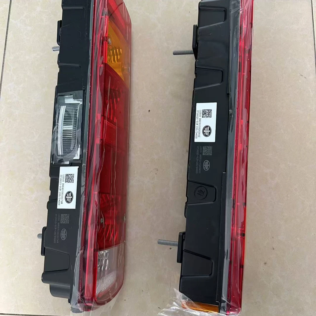 原厂解放J6P后尾灯总成3716015-91W