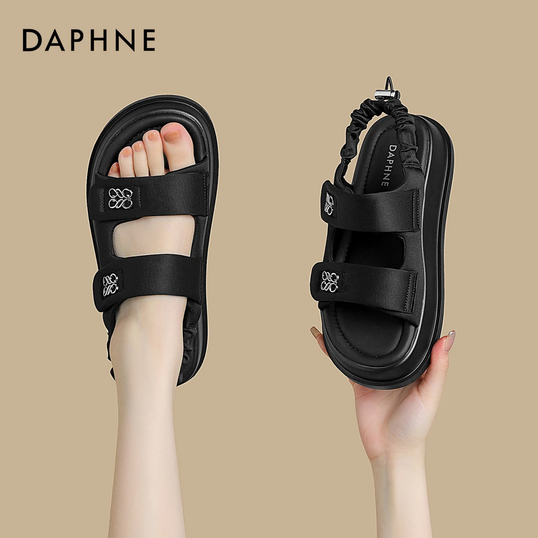 达芙妮厚底凉鞋女款2024新款夏季外穿女鞋夏款配裙子运动粉色鞋子