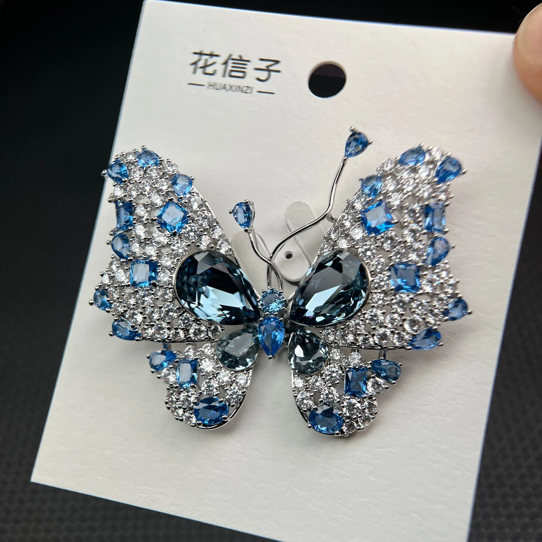 花信子 铜锆石胸针 9115 媚蓝蝴蝶 双11新品优雅高档大衣胸花别针