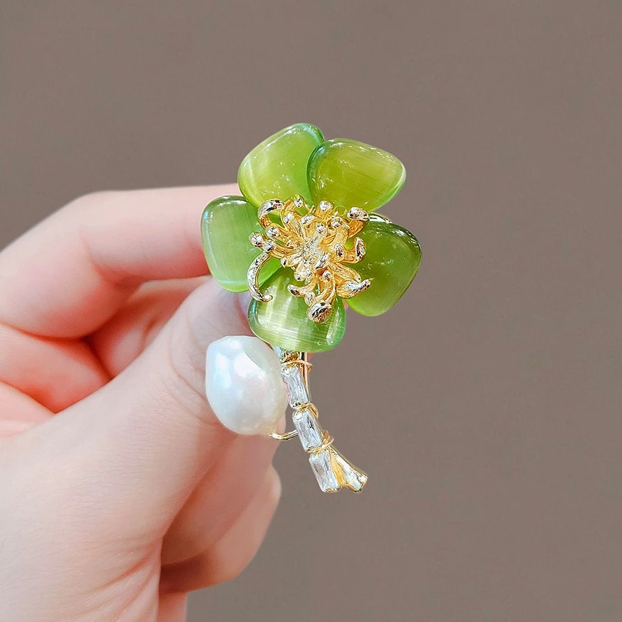 铜合金胸针 6265 手工小雏菊  绿色小清新胸花别针 简约毛衣配饰