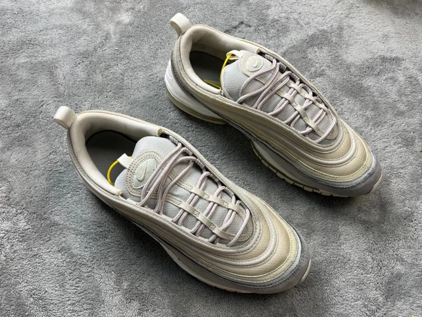 跑鞋/air max 白子弹/44.5码/公价2899