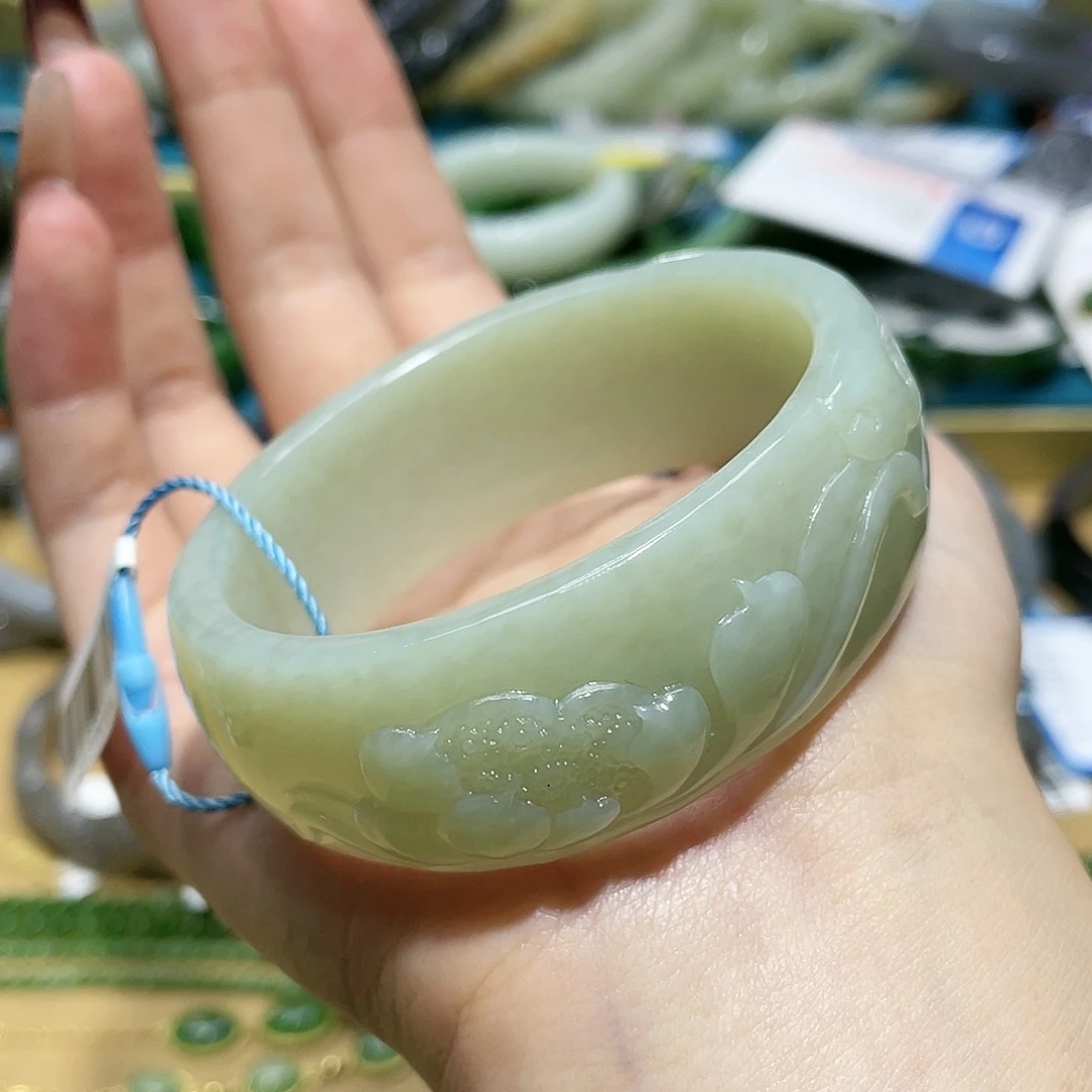 【闪购商品】和田玉手镯57圈口12号（贵妃）未镶嵌