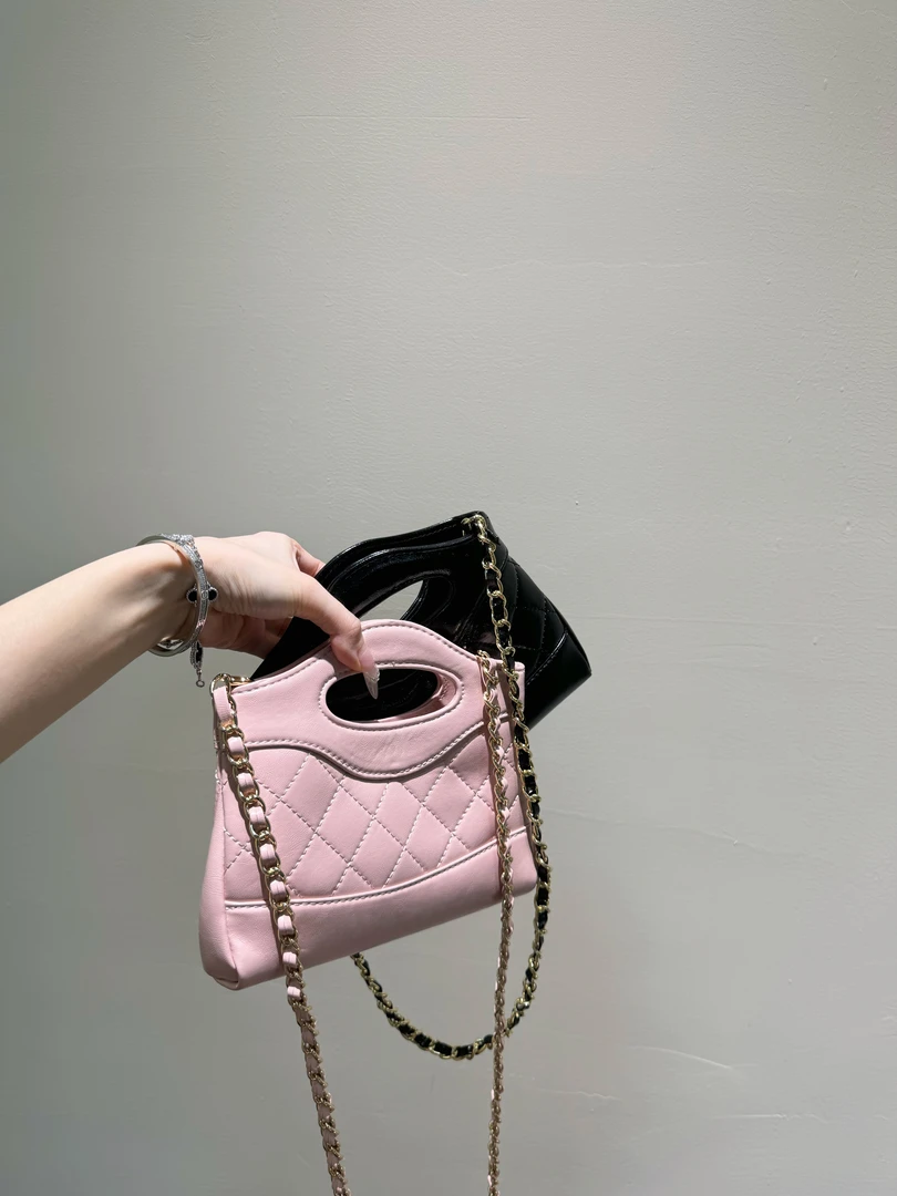 sister【31 nano】小香风手拎斜挎包（无公仔挂件）