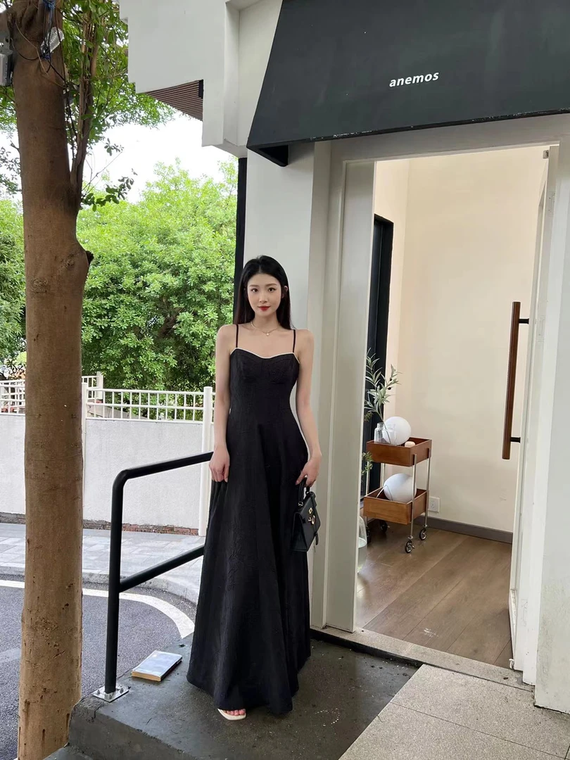 珍珠领吊带大A版遮肚子立体提花显瘦气质吊带可调节修身连衣长裙