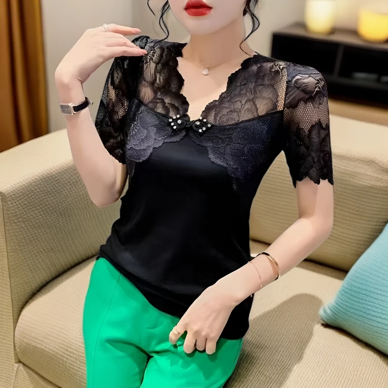 夏季设计感短袖上衣洋气显瘦百搭气质薄款短袖上衣性感黑色镂空