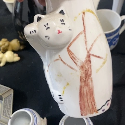 村里收的，摆件。。。。。