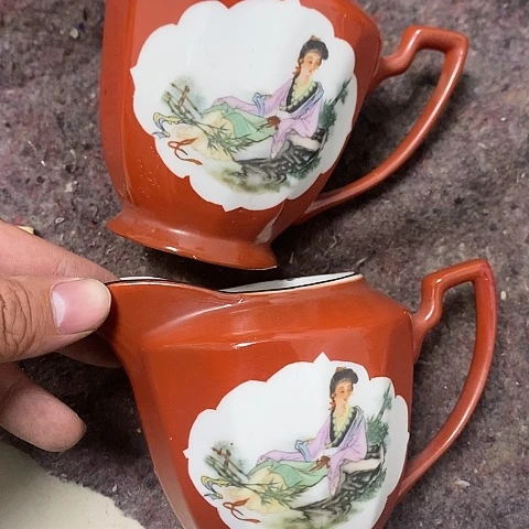 村里收的，摆件。。。。