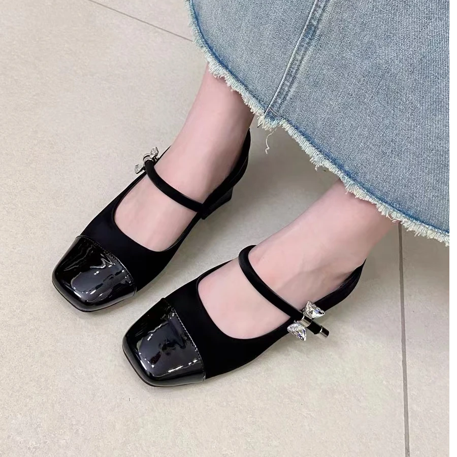 玛丽珍鞋粗跟浅口春新款小众设计感拼色单鞋女鞋6998
