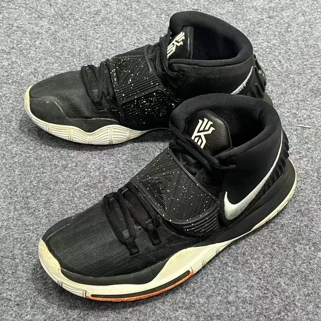 43码/NIKE 欧文六黑白配色 高帮篮球鞋