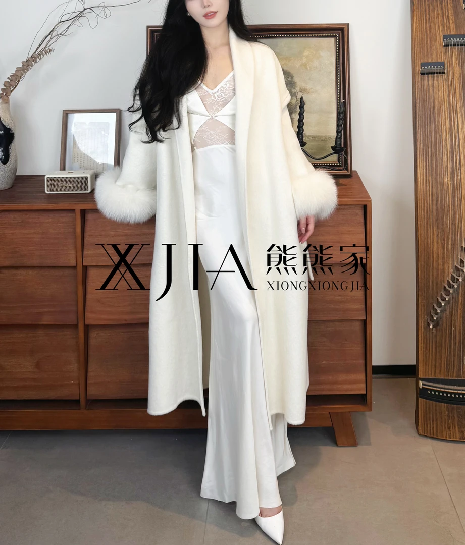 XJIA | 白色羊毛大衣显瘦气质秋冬加厚