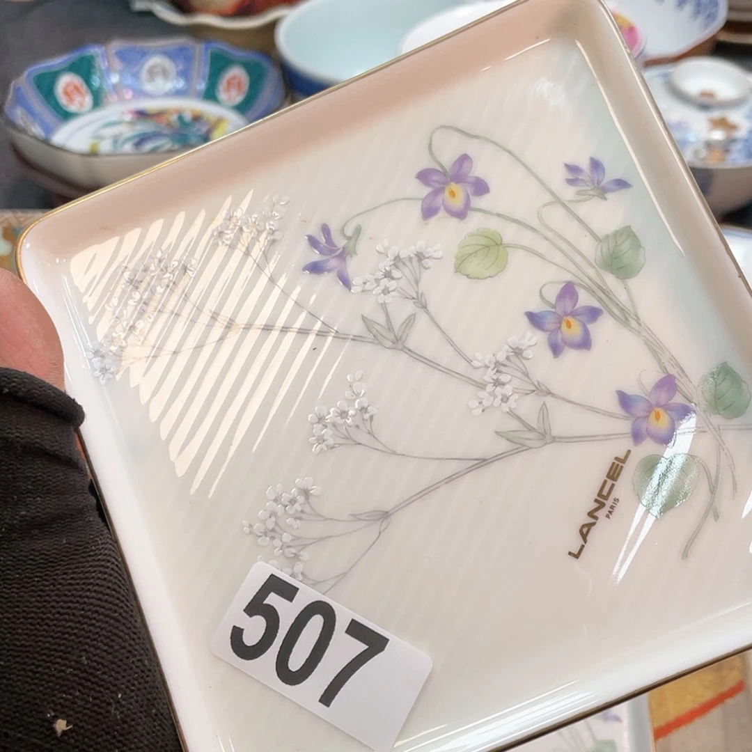 【闪购商品】密胺摆件