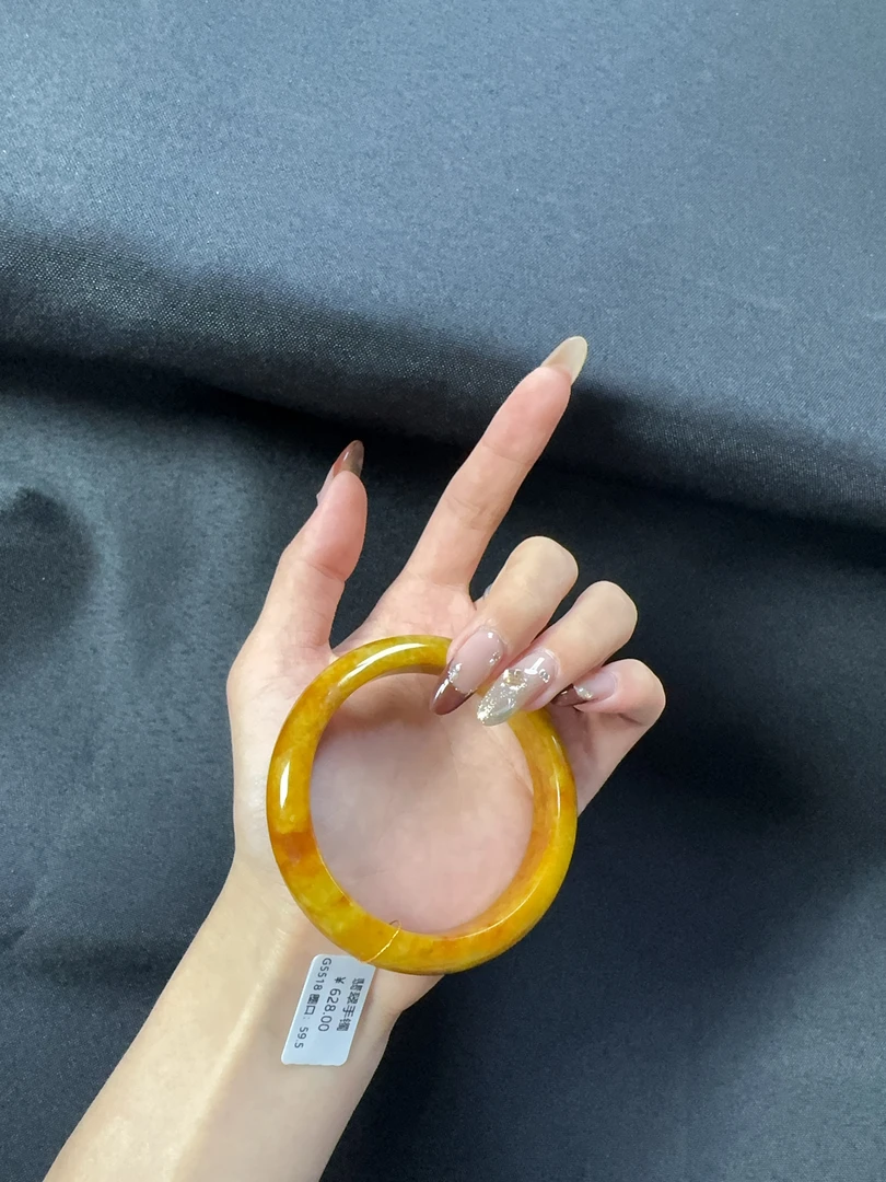 G5518-美人镯缅甸翡翠手镯