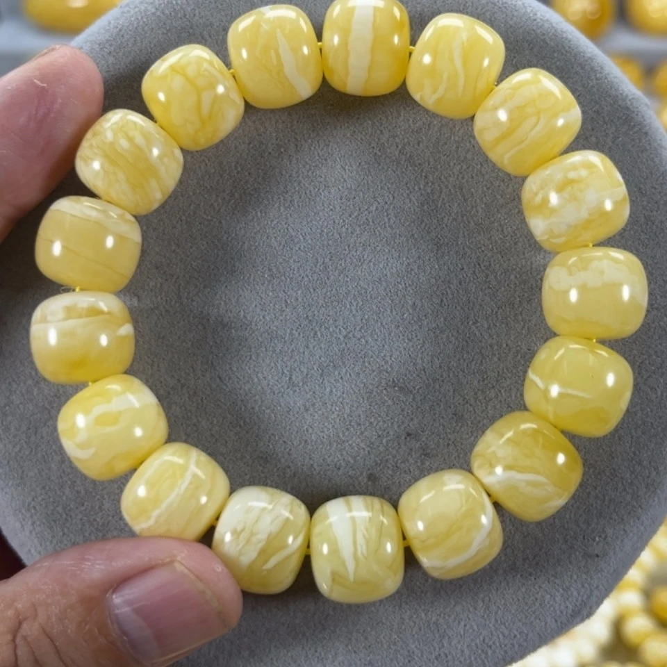 【闪购商品】蜜蜡手串未镶嵌飘