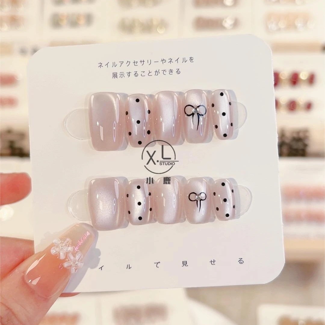 【小赫本】手工手绘气质超显白光疗穿戴甲