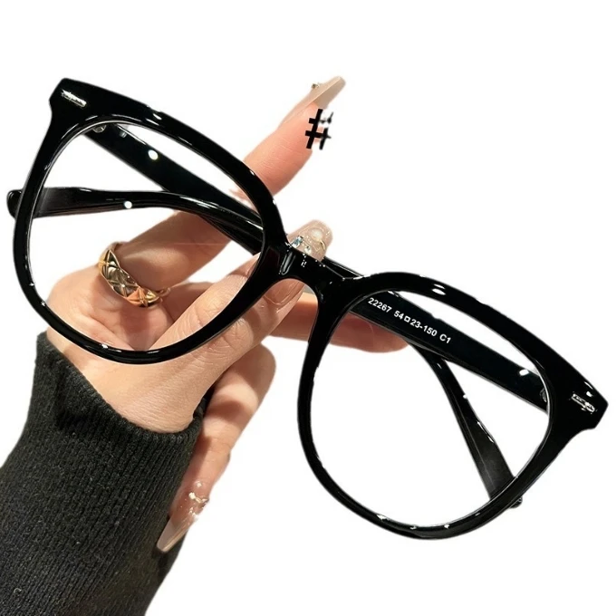 【鑫蕾】超轻防蓝光高级感方圆脸显瘦素颜神器太阳镜28365