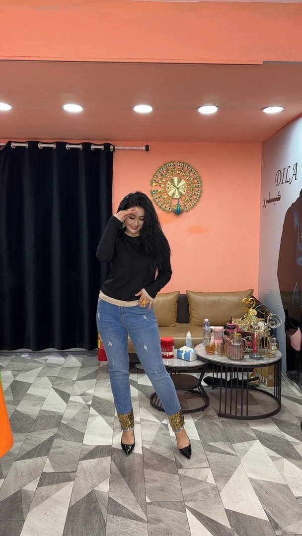 ADILA新款牛仔裤子和打底衫两件套