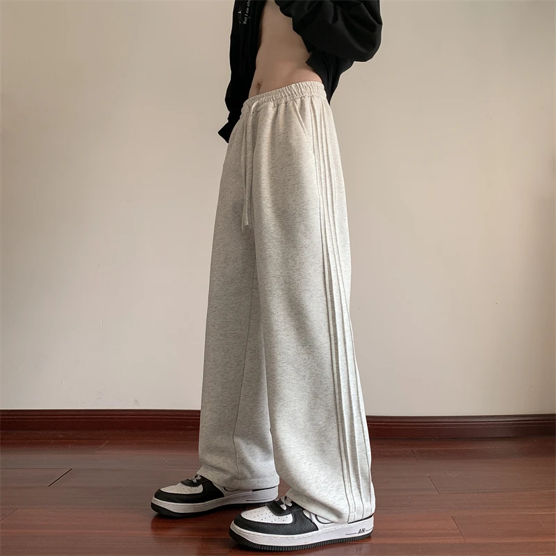 秋冬百搭直筒卫裤男早秋美式宽松灰色阔腿裤子青少年垂感运动长裤