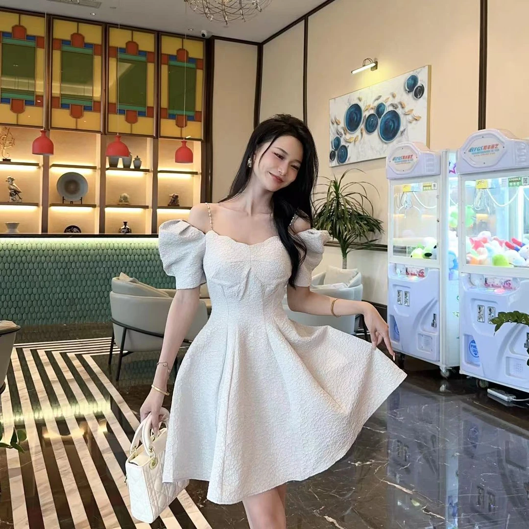 【花花原创】 法式名媛设计感一字肩方领气质性感连衣裙 21381