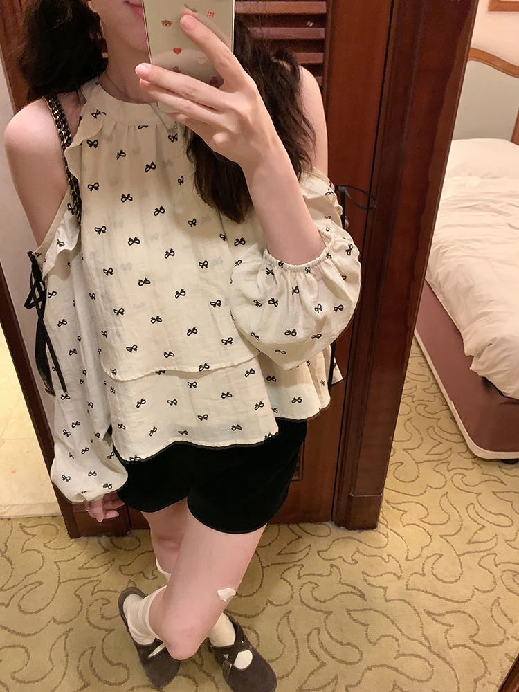 法式印花蝴蝶结露肩上衣女早春2025新款气质宽松时尚挂脖荷叶衬衫