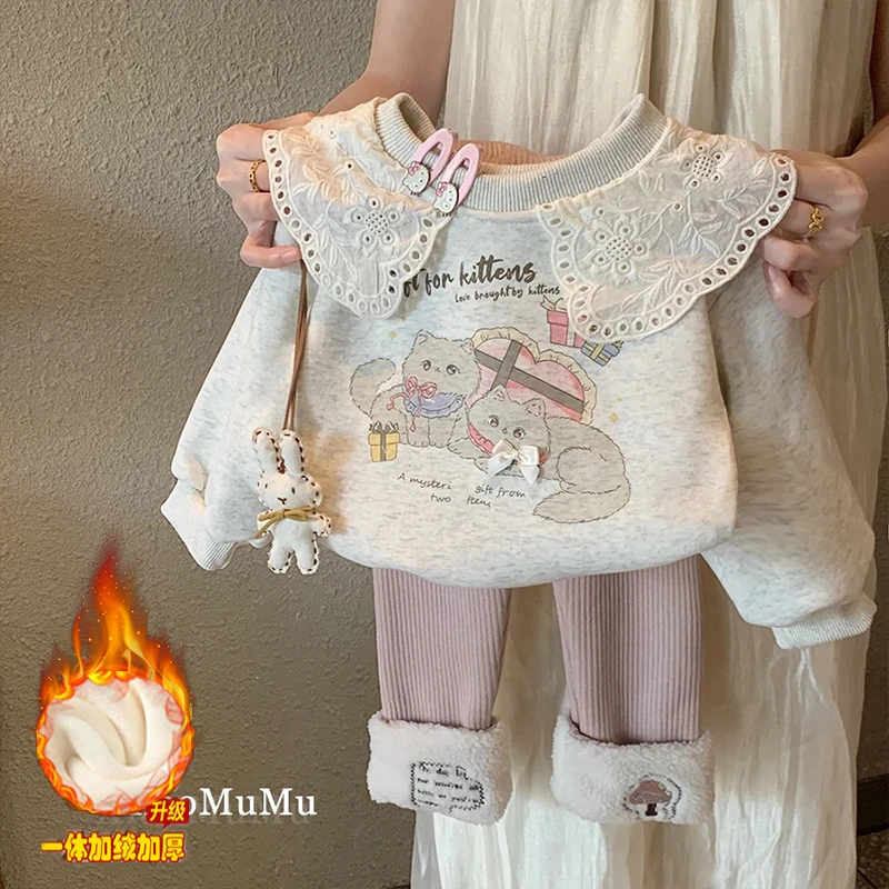 女童加绒加厚卫衣25新款秋冬装洋气宝宝一体绒加厚可爱花边领上衣