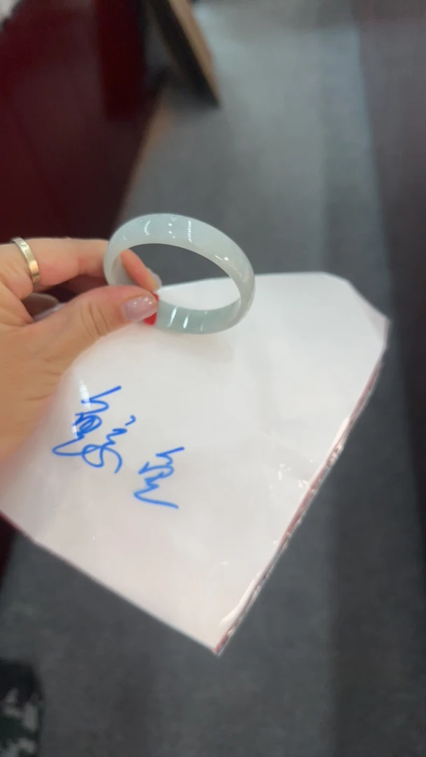 手镯女士少女镯子精美时尚