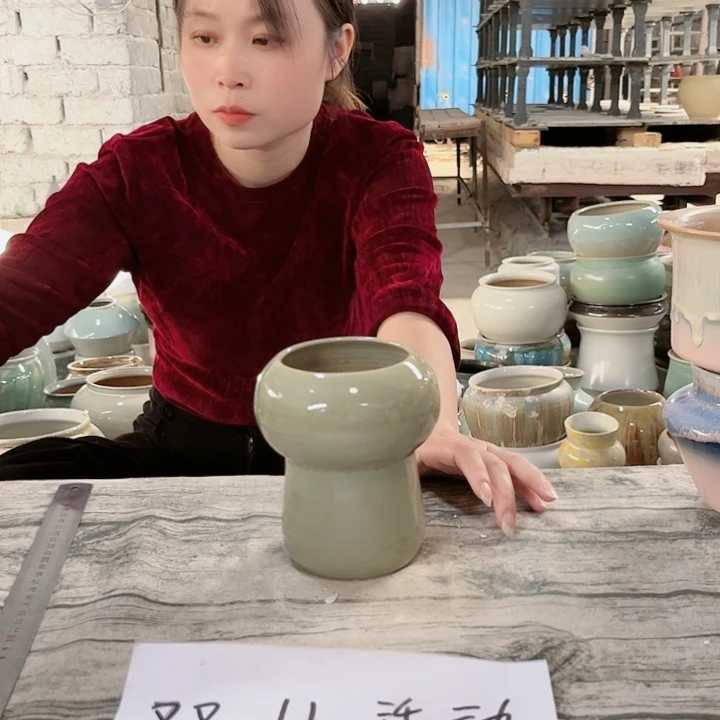 瓶口8高14 景德镇陶瓷学院