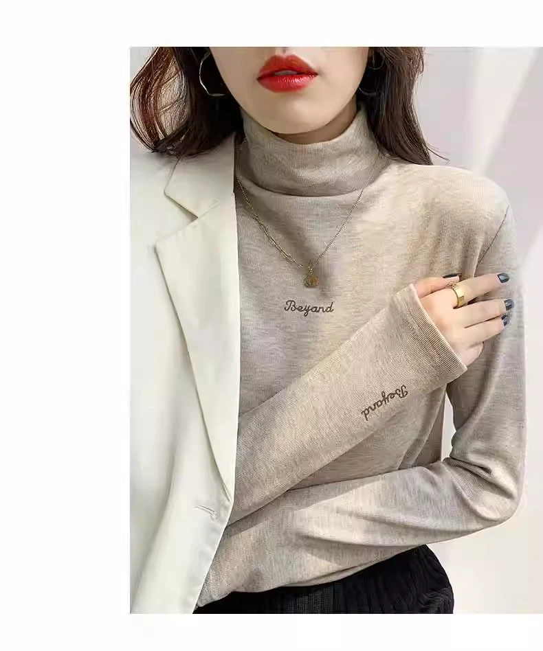 SHENGYE莓莓刺绣半高领加绒打底衫秋冬季修身显瘦内搭长袖百搭衣