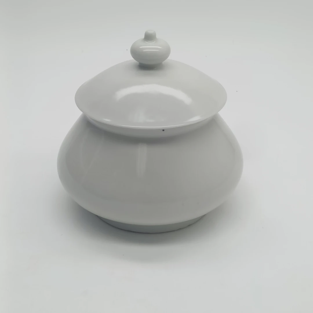 Y2311-2387甜白釉盖罐