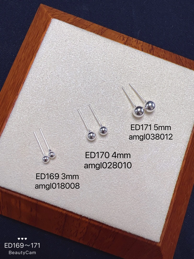 925银银制品 925银气质时尚经典精致小巧银豆豆光面耳钉