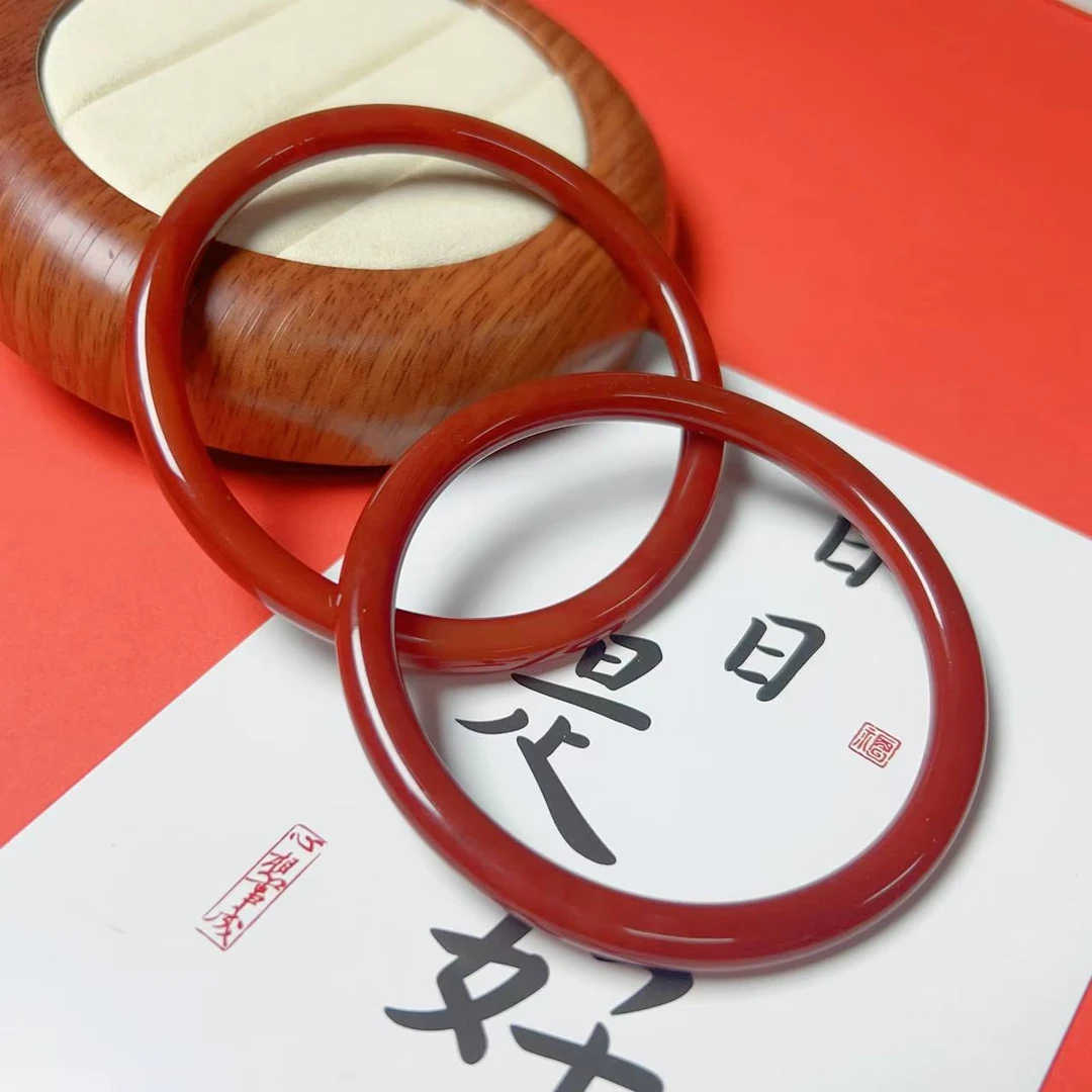 AA天然南红玛瑙美人条手镯一支 多样性发货