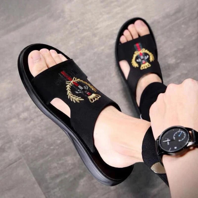 流行男款沙滩拖鞋2025新款夏季外穿潮流防滑凉鞋网红个性时尚防臭