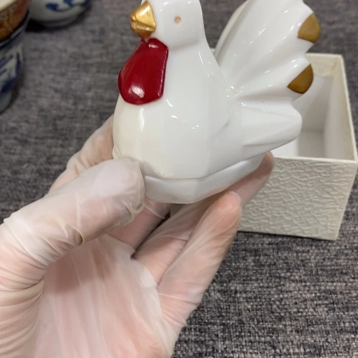紫砂茶杯非常漂亮好看的物品