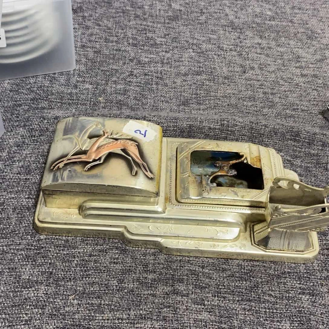 紫砂茶杯非常漂亮好看的物品