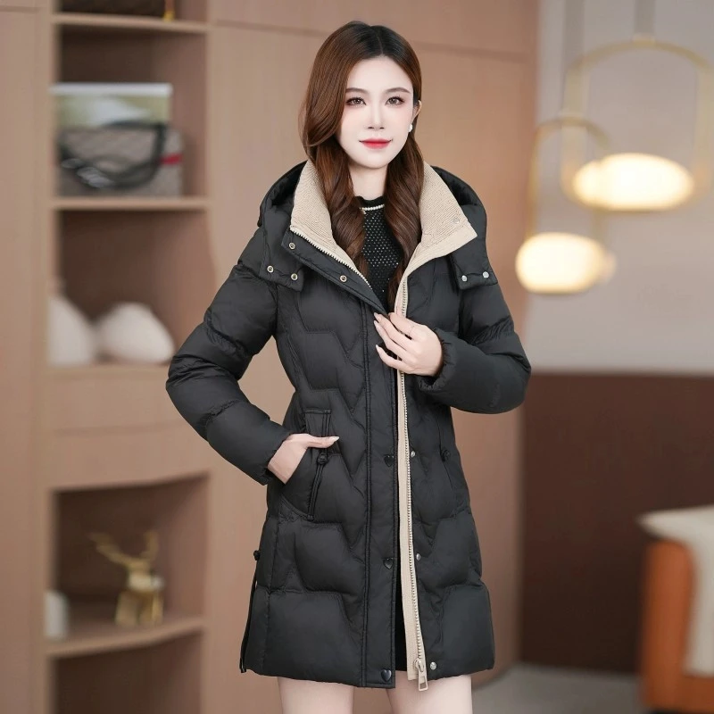 2025年冬季新款保暖加厚羽绒服显瘦韩版女士时尚百搭中长款羽绒服