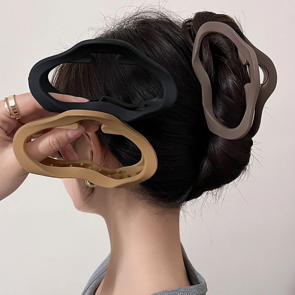 超大号不规则抓夹磨砂云朵女后脑勺盘发夹子鲨鱼夹