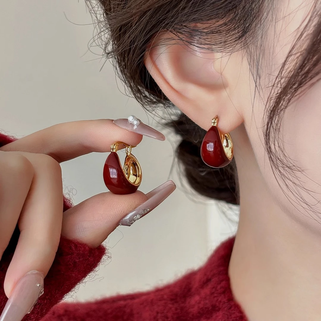 合金耳饰 雅丹风安可拉红耳环女2025新款爆款耳扣轻奢高级感耳饰