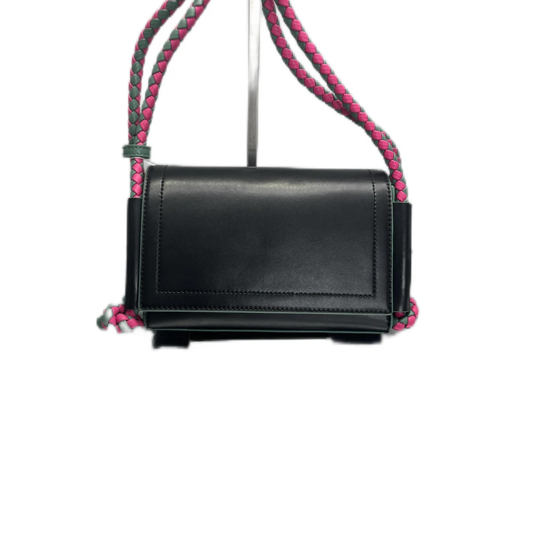 全新未使用 CHARLES & KEITH 黑色单肩包/30009/姐妹花