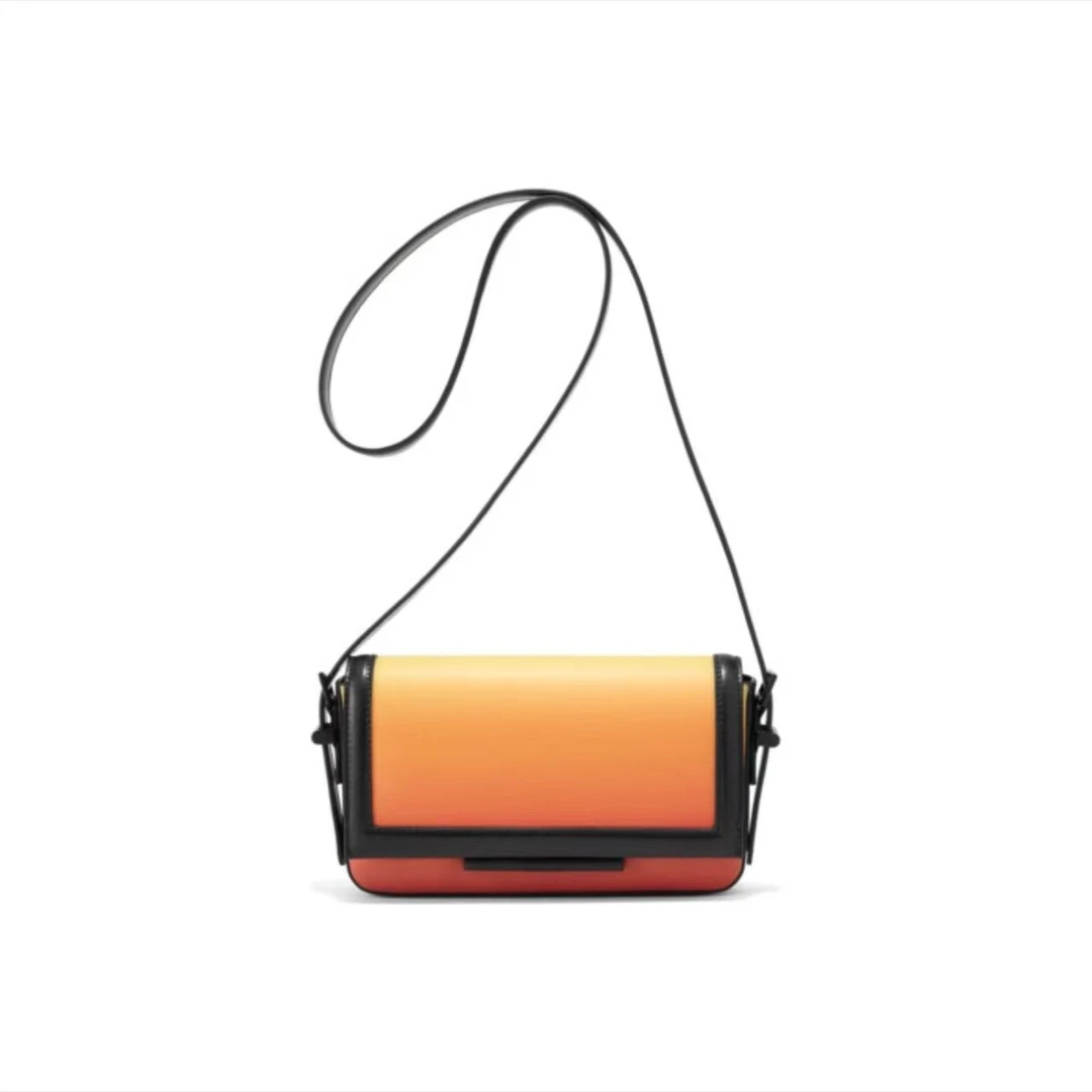 全新未使用 CHARLES & KEITH 橘色单肩包/30056/姐妹花