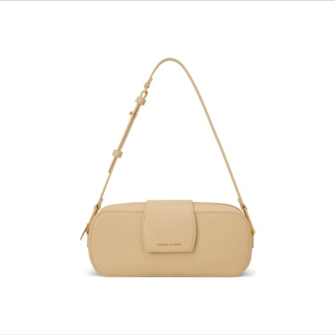 全新未使用 CHARLES & KEITH 多色法棍单肩包/30029X/姐妹花