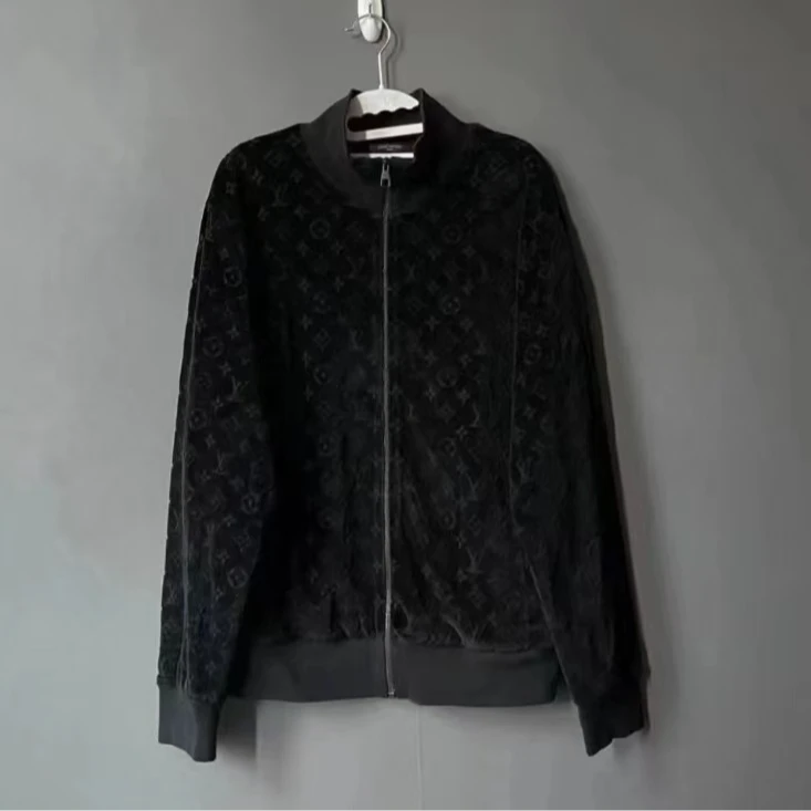 LouisVuitton/路易威登双双臻选/LV外套/M码/cs00385